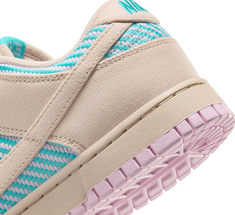 WOMEN'S NIKE DUNK LOW