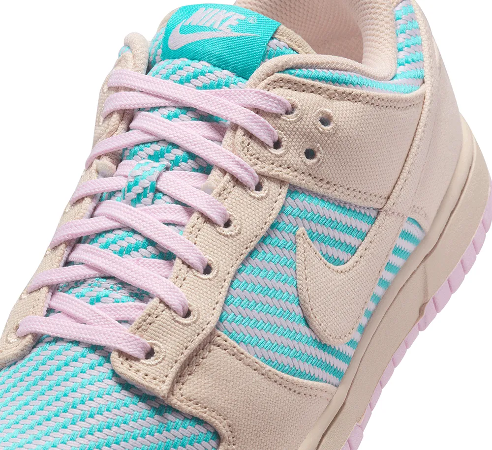 WOMEN'S NIKE DUNK LOW