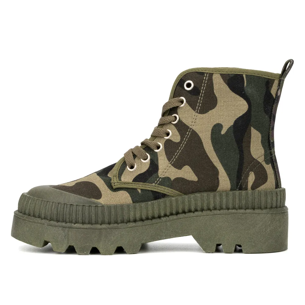 Women's Treasure Sneaker