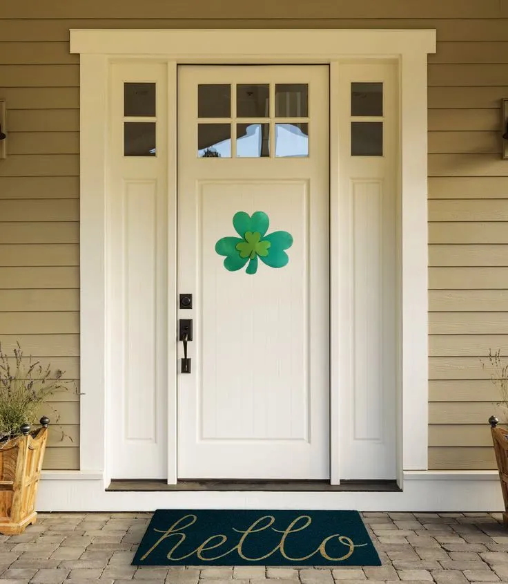 Wooden Shamrocks with Shimmer Finish Door Hanger
